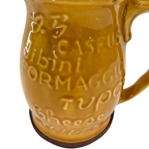 Vintage Ceramic Grated Cheese Shaker w/ Cheese Spelt Internationally in Mustard - Picture 7 of 9